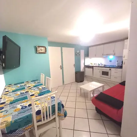 Barcarès F2 Cabine, Rdc, 50 M, 28 M2, 6 Personnes *