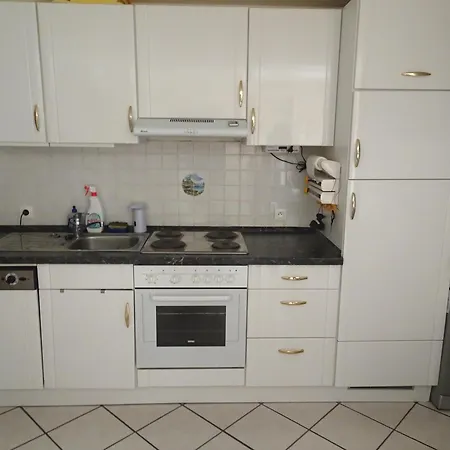 Barcares F2 Cabine, Rdc, 50 M, 28 M2, 6 Personnes Apartment