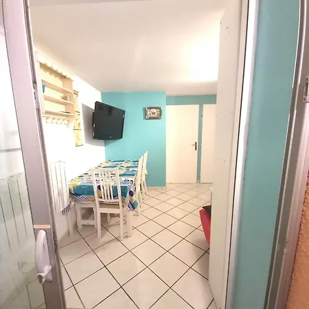 Apartment Barcares F2 Cabine, Rdc, 50 M, 28 M2, 6 Personnes