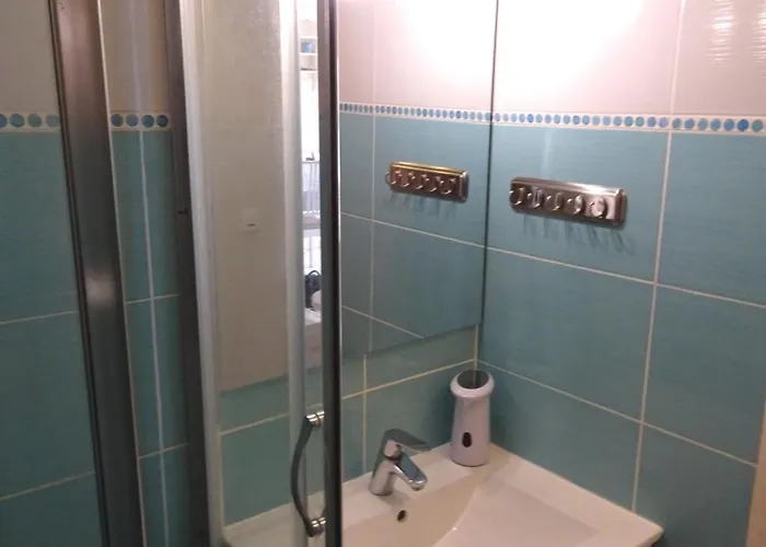 Barcares F2 Cabine, Rdc, 50 M, 28 M2, 6 Personnes Le Barcarès
